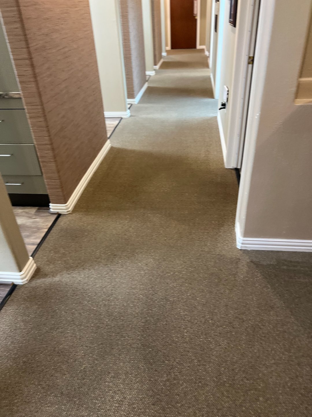 commercial carpet cleaning, steam cleaner, Deep Clean, Baytown Texas Thumbnail